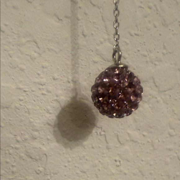 Elegant Purple Pendant Necklace - Picture 3 of 4